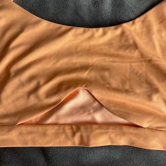 Large orange baiting suit never worn no tags by egreis brand - Picture 5 of 8